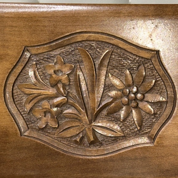 ANTIQUE Swiss M. Schwalb Black Forest Brienz Carved Music Trinket Jewelry Box EU - Picture 5 of 17